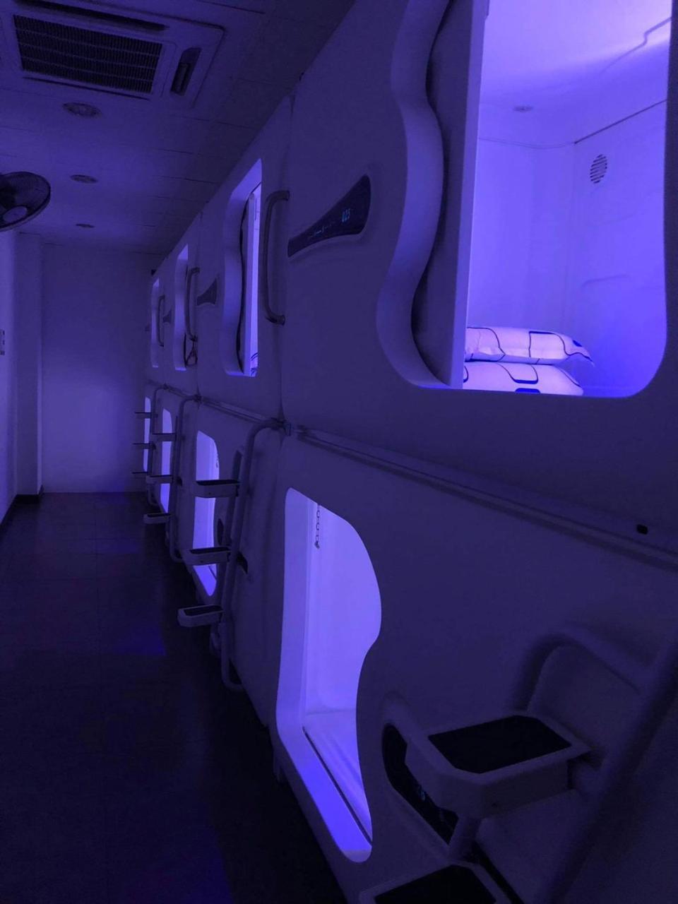 Capsule Inn Kota Kinabalu Exterior foto